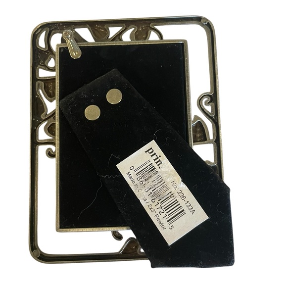 Silver Metal Frame for 2”X3” Photo - Picture 5 of 6